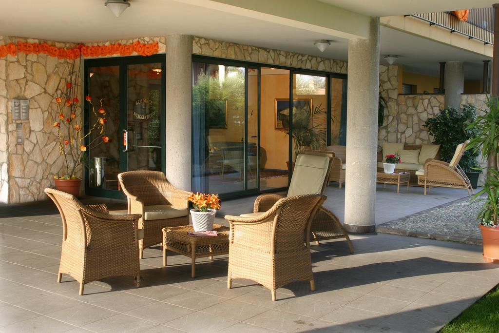 Residence Spiaggia D'Oro Desenzano del Garda Dış mekan fotoğraf