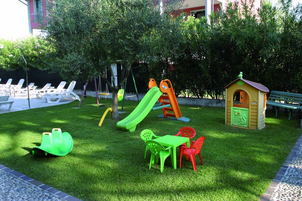 Residence Spiaggia D'Oro Desenzano del Garda Dış mekan fotoğraf