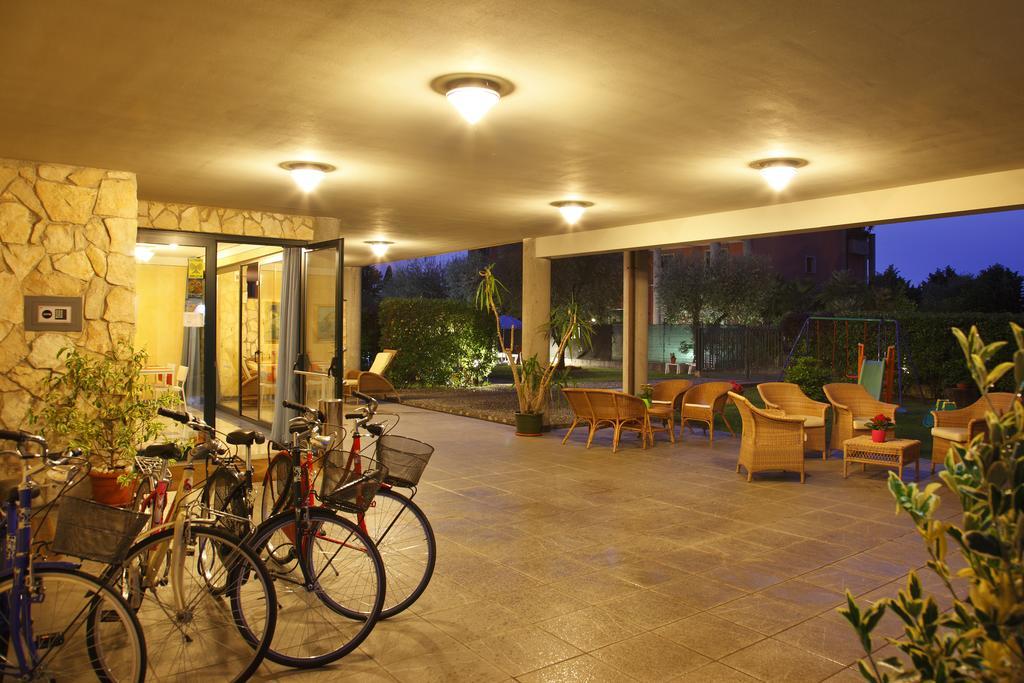 Residence Spiaggia D'Oro Desenzano del Garda Dış mekan fotoğraf